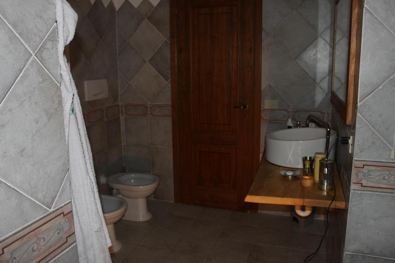 Sinilù B&B Silvi Paese Exterior foto